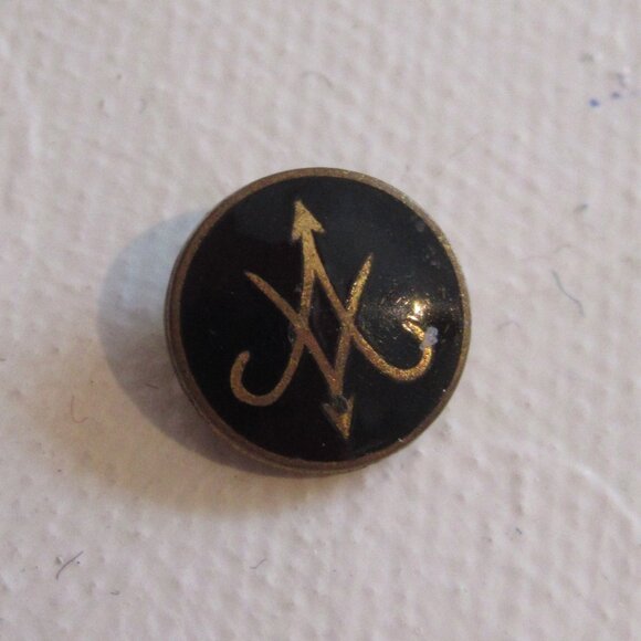 4 Lapel Pins, Gold & Black, Collectable, Law, Fraternity, Commemorative - Picture 4 of 9